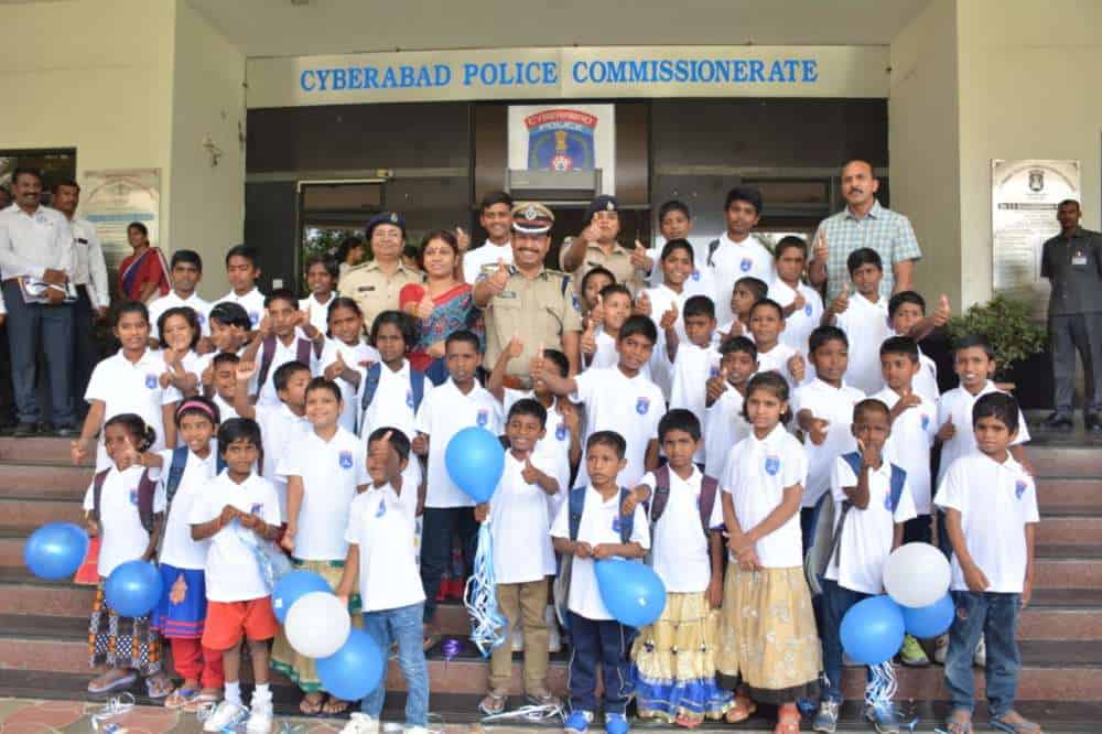 5-member gang held for property offences
