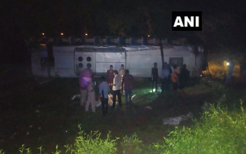 Telangana: 15 injured as bus overturns in Suryapet