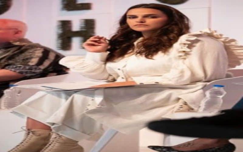 Neha Dhupia shares first pic of daughter Mehr on social media