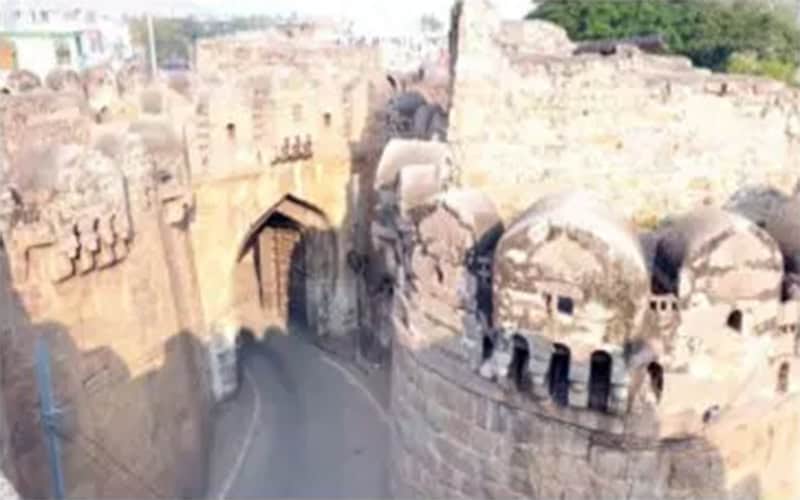 Fateh Darwaza of Golconda cleaned
