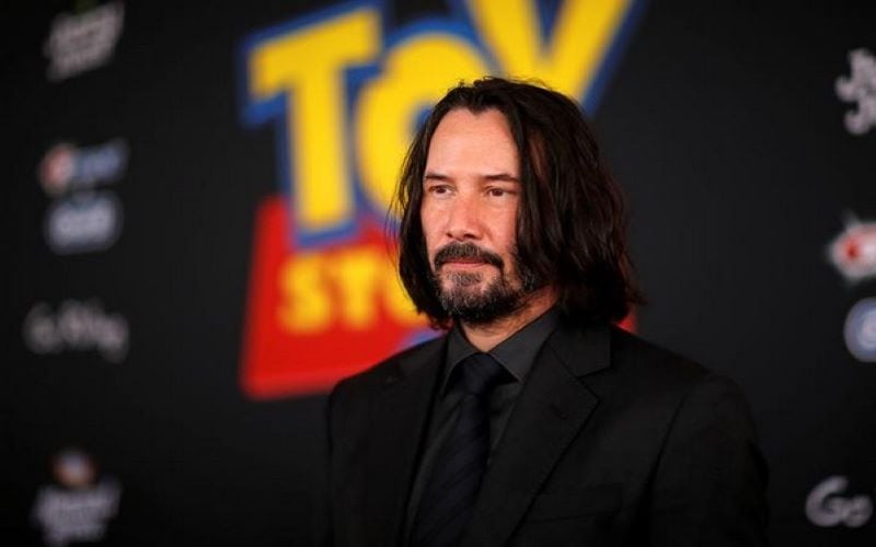 Keanu Reeves calls 'Matrix 4' "very ambitious" film
