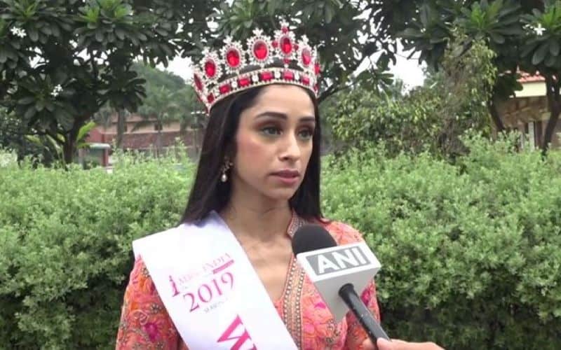 Vadodara house-wife crowned Mrs India 2019