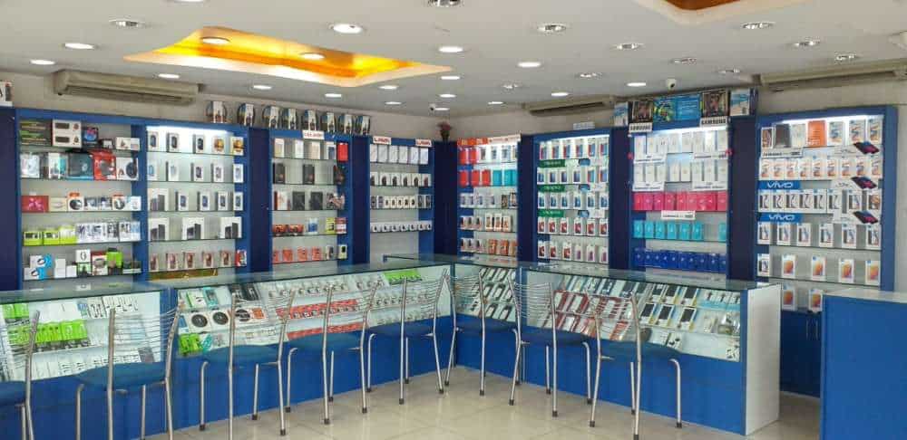 Hyderabad: Mobile dealers to hold silent protest at Dharna Chowk