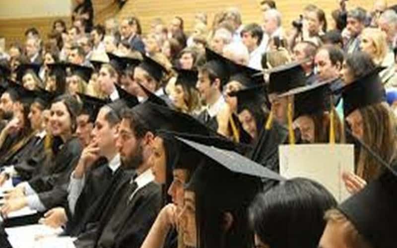 UK to extend work visas for foreign students by 2 yrs