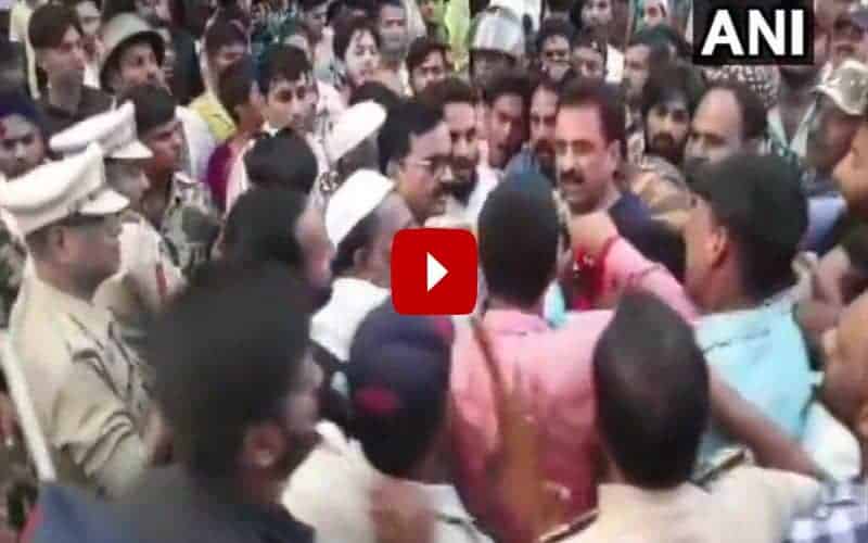 AIMIM, NCP workers clash, police resort to lathicharge