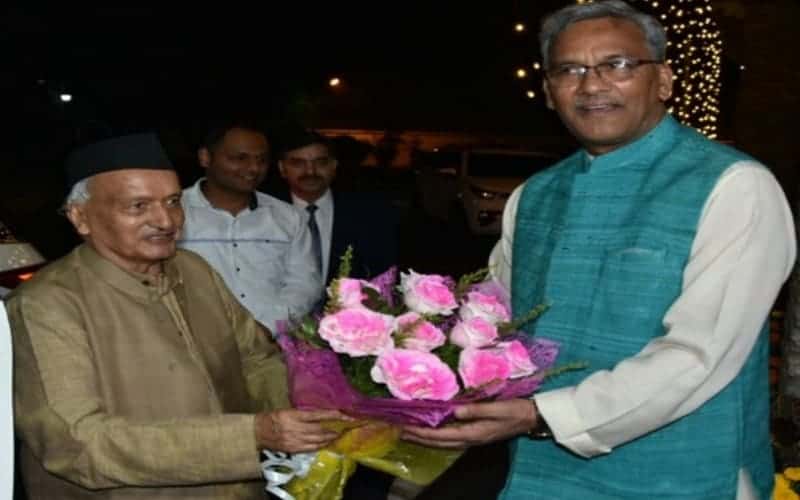 Trivendra Singh meets Maha Guv, extends Diwali greetings
