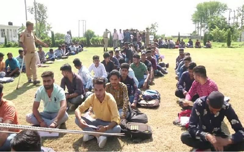 J-K: Youths participate in police recruitment rally