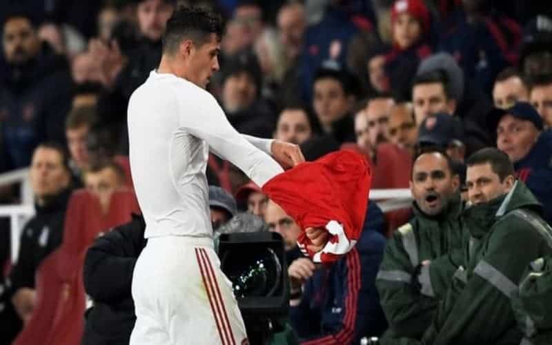 Arsenal's Granit Xhaka breaks silence over row with fans