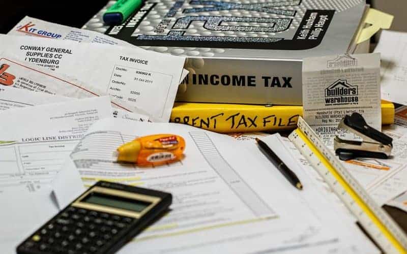 Tax officers quit over Modi govt's 'unrealistic' targets