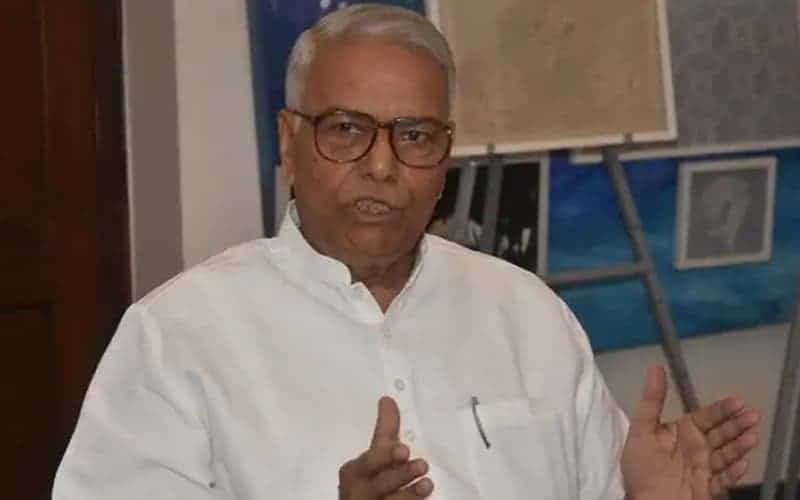 Ayodhya: Verdict 'faulty', but its better for Muslims to move on