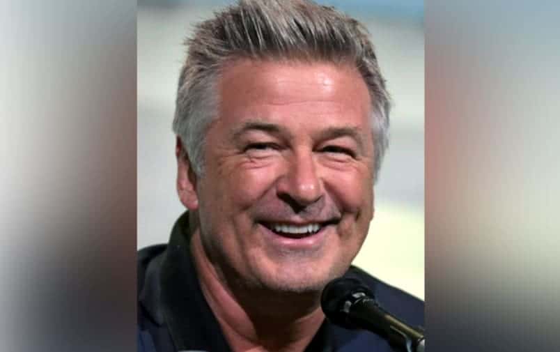 Slander charges drop against Alex Baldwin