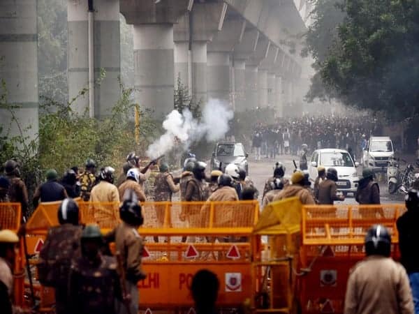 Kashmiri students' body condemns FIR against 3 Jamia students