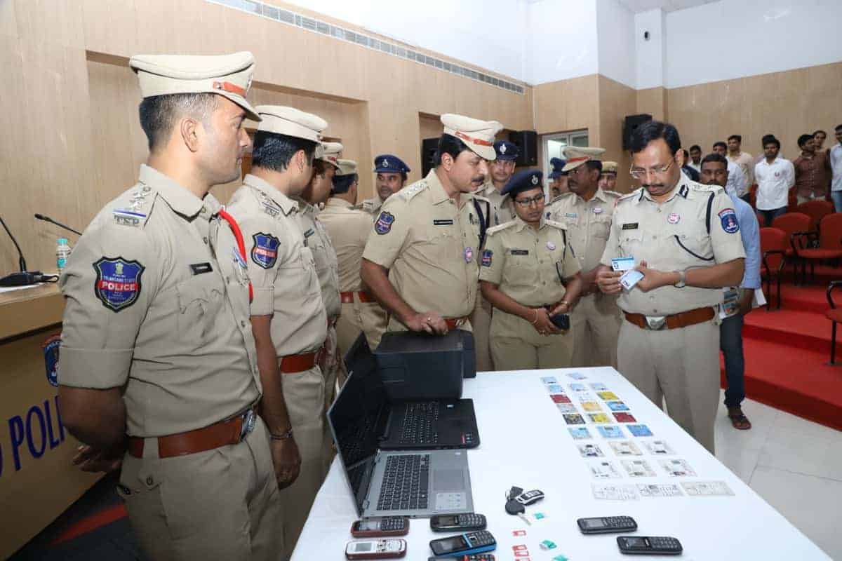 Prize money fraud: Four held for cheating woman of Rs. 2 lakh
