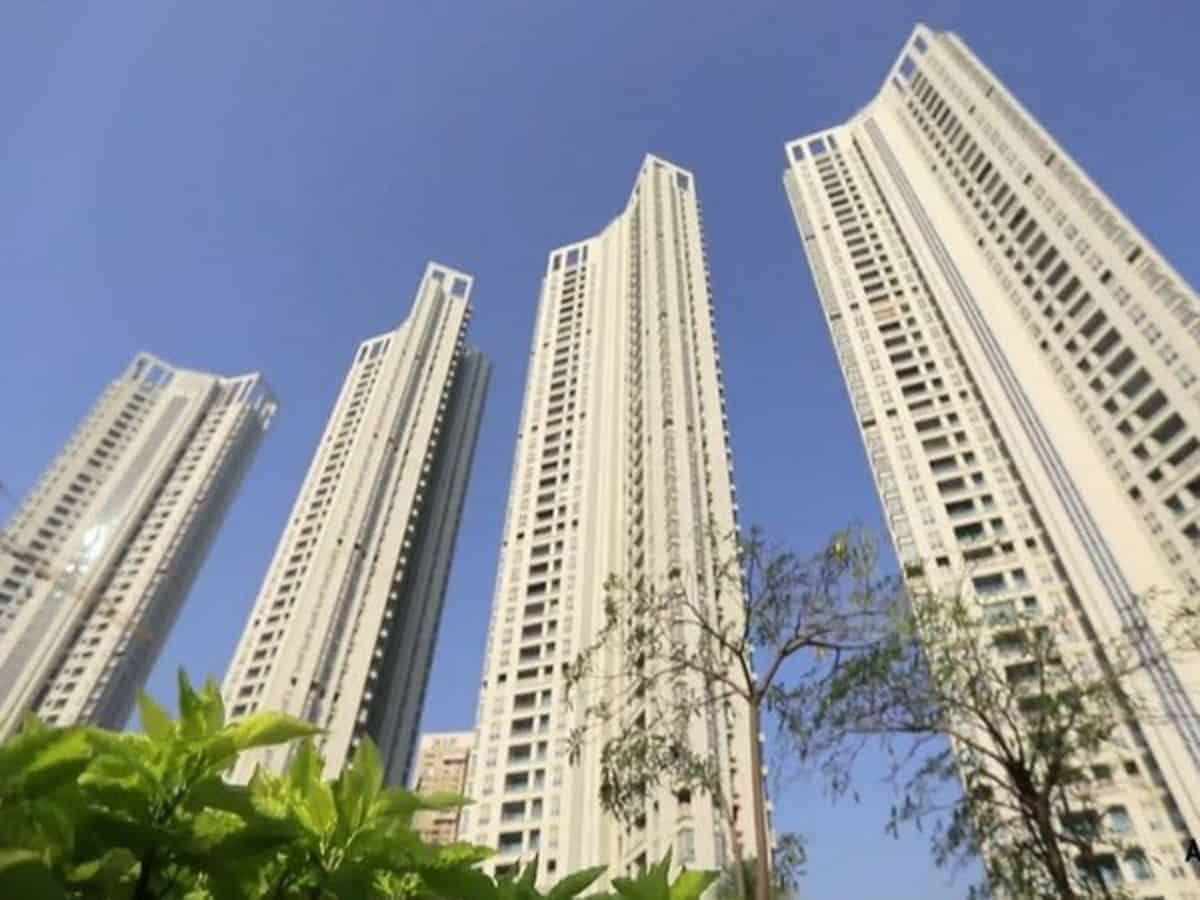 Raheja Vivarea