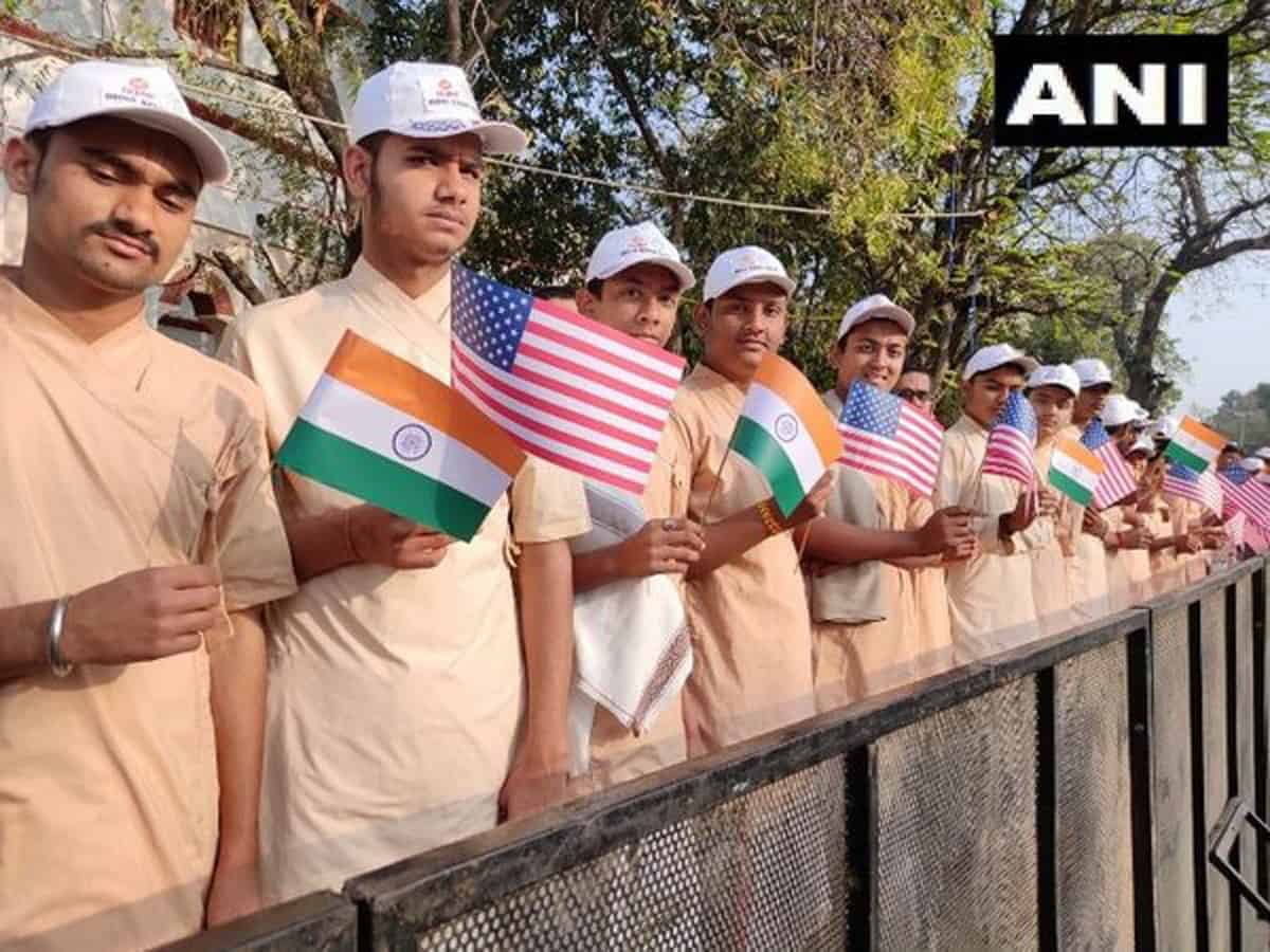 Students US India Flag
