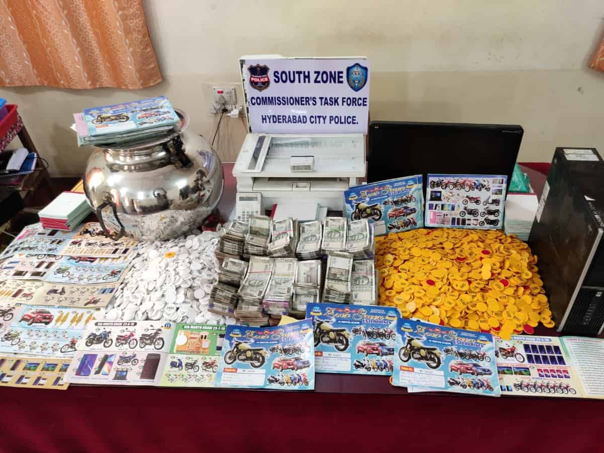 Gang operating illegal lucky-draw held, 33 absconding