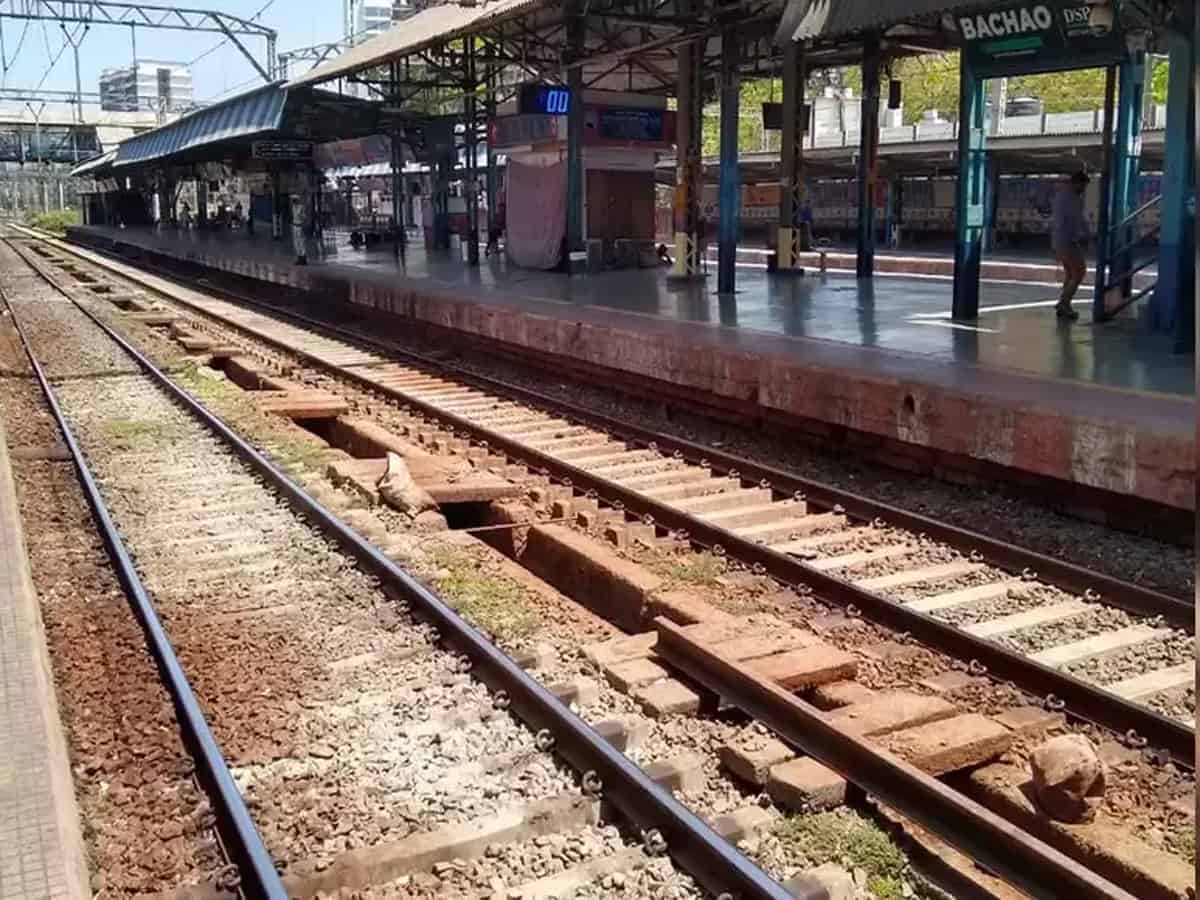 Mumbai Train
