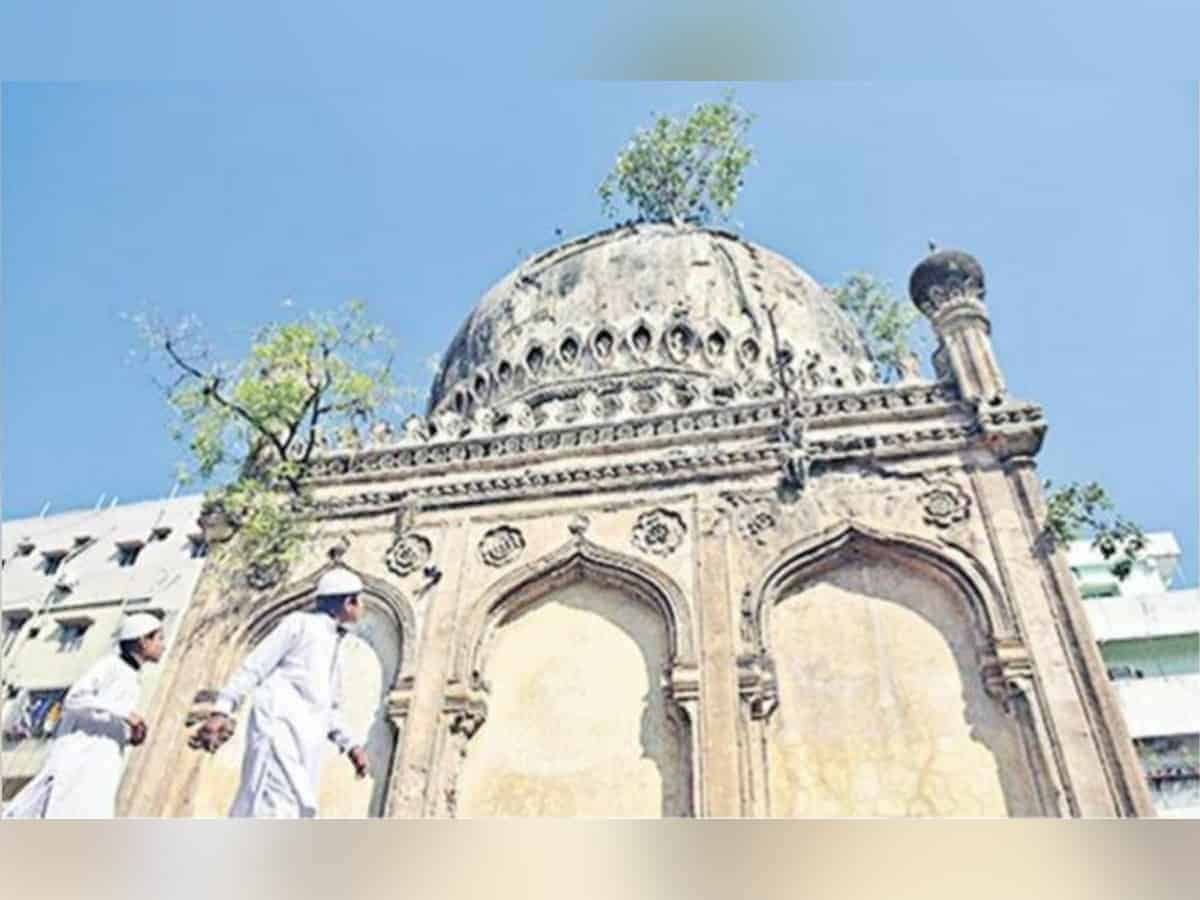 Qutub Shahi Tomb