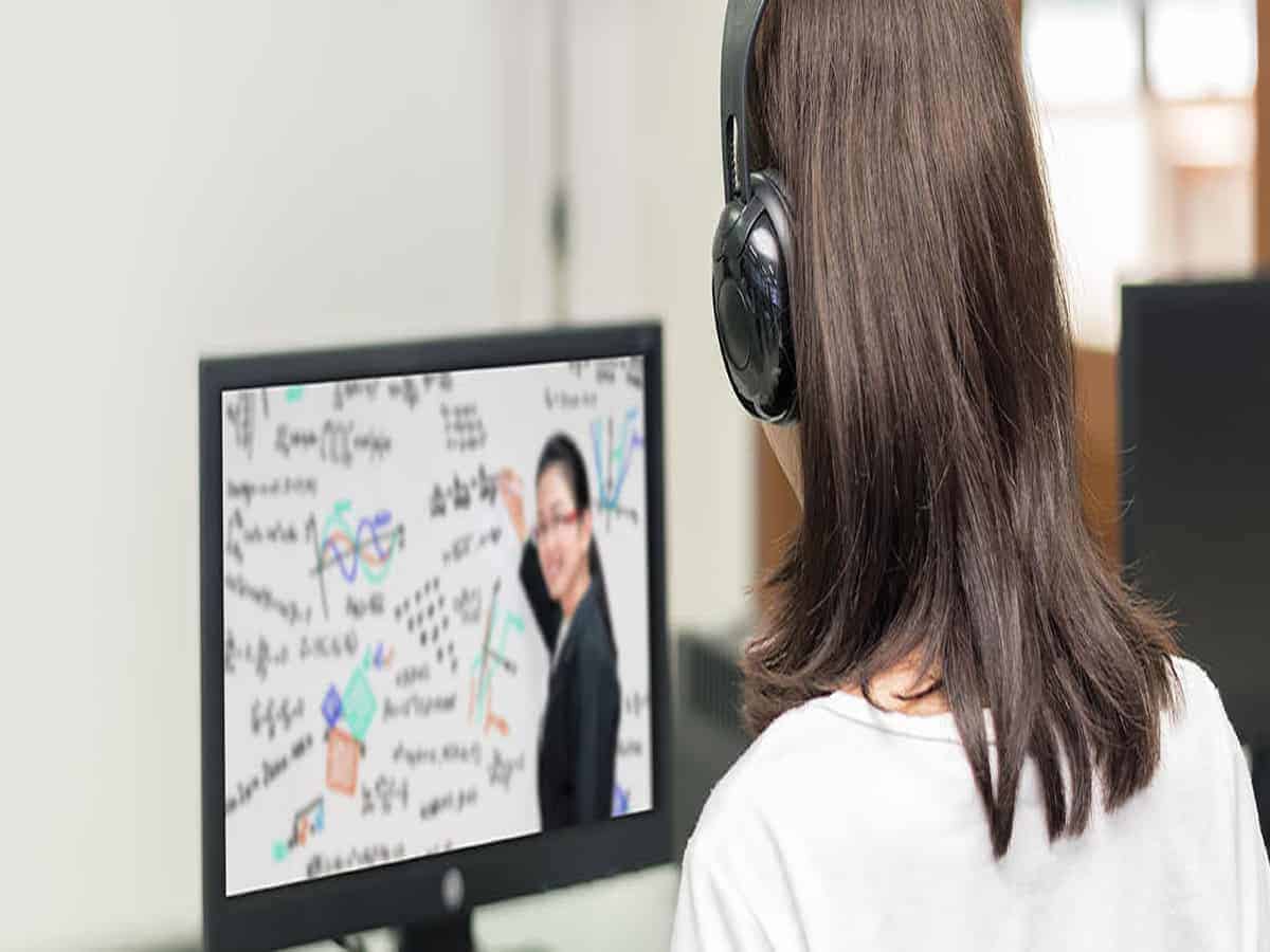 A virtual school solution for continuous learning amid COVID-19