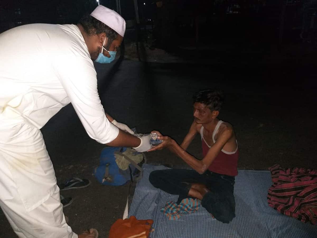 Warangal family steps up to provide food during lockdown