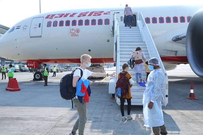 Airports set to provide contact-less food service to the flyers