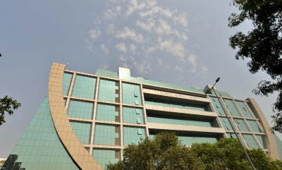 CBI raids 26 places in Naval officers' fake bills case