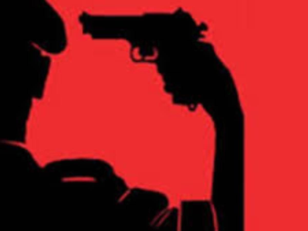 Head constable shoots self in Delhi