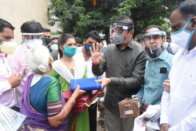 Pune's 'Warrior Granny' leaves Maha Home Minister speechless