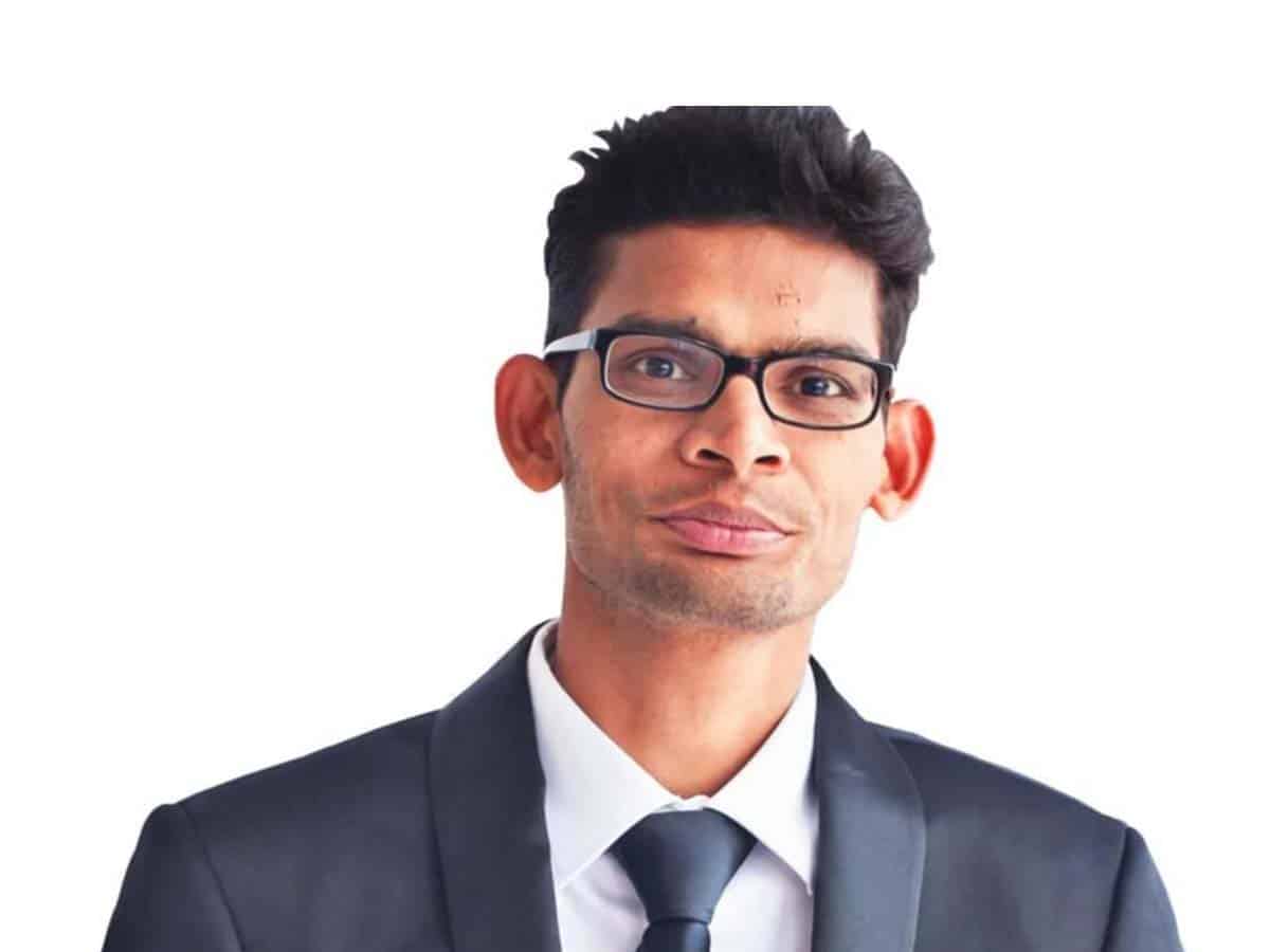 Filmmaker documents COVID-19 success stories, contracts virus