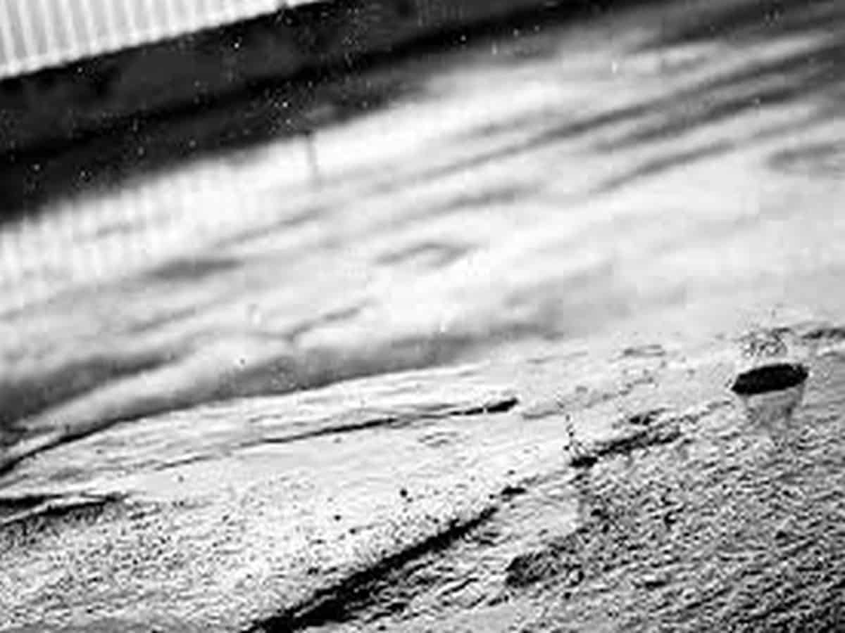 rains