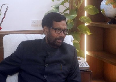 '11 states yet to start free food distribution under PMGKAY-2.0'
