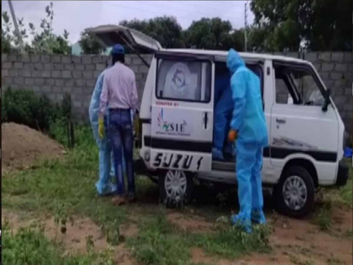 Hyderabad NGO conducts final rites of COVID-19 patients if family refuses
