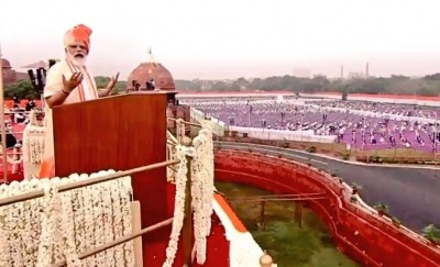 India to spend Rs 100L Cr on 7K infra projects