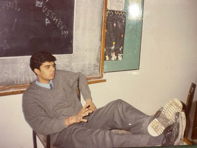 Maniesh Paul relives 'sitting in style' during free period at school
