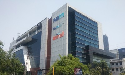 Paytm launches portable Android POS device for Rs 499 a month