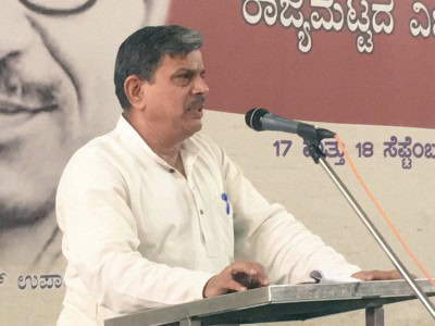 'Ram' and 'roti' will go hand in hand in India: RSS leader