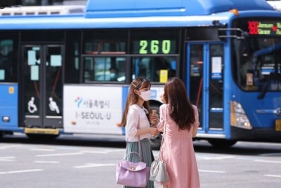 S.Korea expands social distancing rules