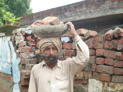 Tatya Tope's descendants run grocery shop, Udham Singh's reduced to daily wage labourers (I-Day Special)