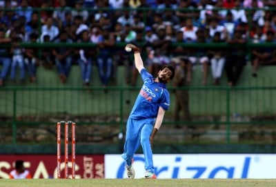 Tendulkar, Sehwag lead wishes after Chahal announces engagement