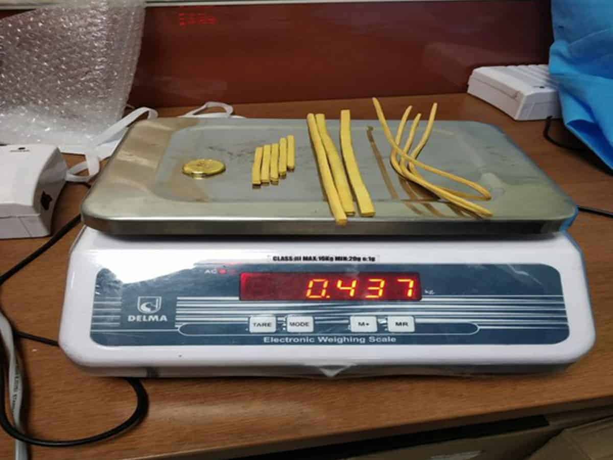 2 held, gold worth Rs 45 lakhs seized by Air Intelligence Unit in Kerala