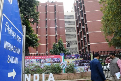 EC to complete Bihar polls before November 29