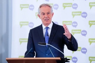 Ex-UK PMs urge to reject controversial market bill