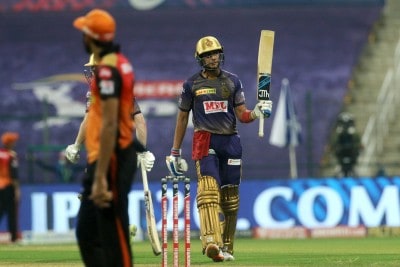 Gill's unbeaten 70 helps KKR stroll to 7-wkt win over SRH
