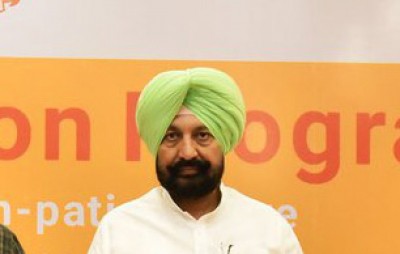 Punjab minister slams AAP move on use of oximeters
