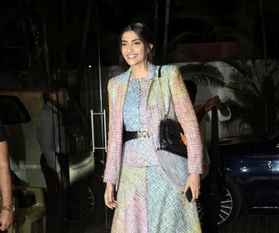Sonam Kapoor's request to dad Anil Kapoor and his buddy Jackie Shroff