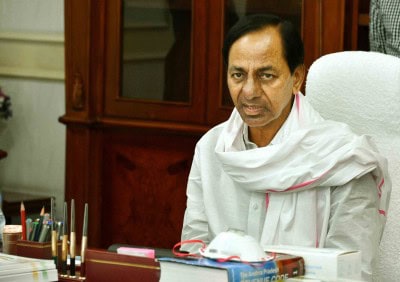 Telangana, Andhra CMs condole Swami Agnivesh's death