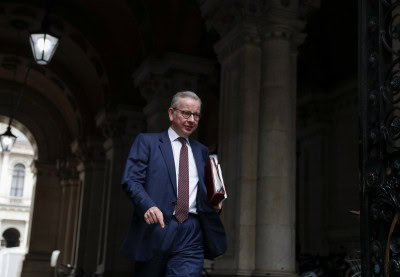 UK govt presses ahead with controversial market bill