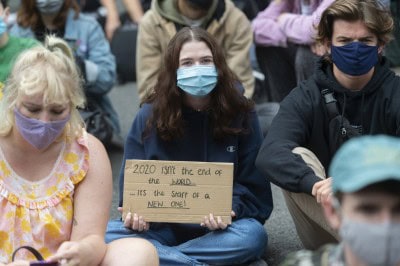 18 arrested in London anti-lockdown protest