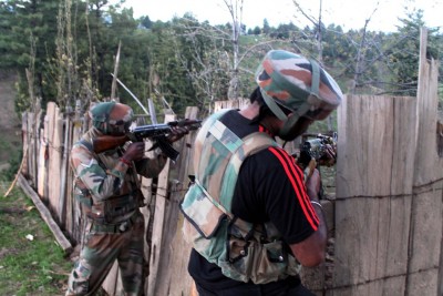 2 terrorists killed in Shopian encounter: JK Police (Ld)