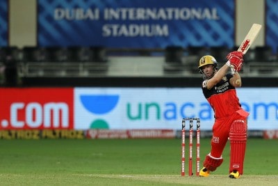 AB to miss BBL 10; Mujeeb re-signs with Brisbane Heat
